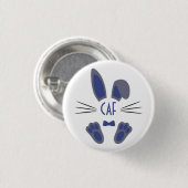Personalisierter Osthase in Blau mit Monogramm Button (Vorne & Hinten)