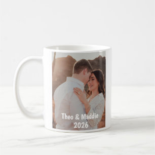 Personalisierter Paarfoto-Becher mit Namen und Jah Kaffeetasse