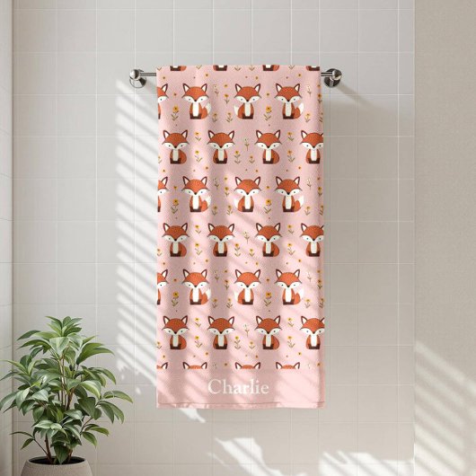 Personalisierter Pastell-Fuchs Kids Badehandtuch