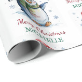 Personalisierter Pinguin in der Weihnachtsmannmütz Geschenkpapier (Rolleneckpunkt)