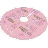 Personalisierter Pink Nutcracker Weihnachtsbaumroc Polyester Weihnachtsbaumdecke (Schrägansicht)