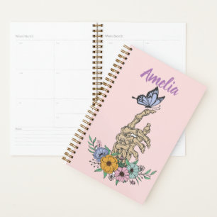 Personalisierter Planer mit Schädelhand in Blume