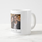 Personalisierter Polaroid-Fotomug mit Datum Jumbo-Tasse (Vorderseite Rechts)