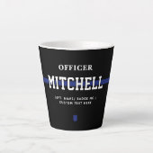 Personalisierter Polizeibeamter Thin Blue Line Milchtasse (Vorderseite)