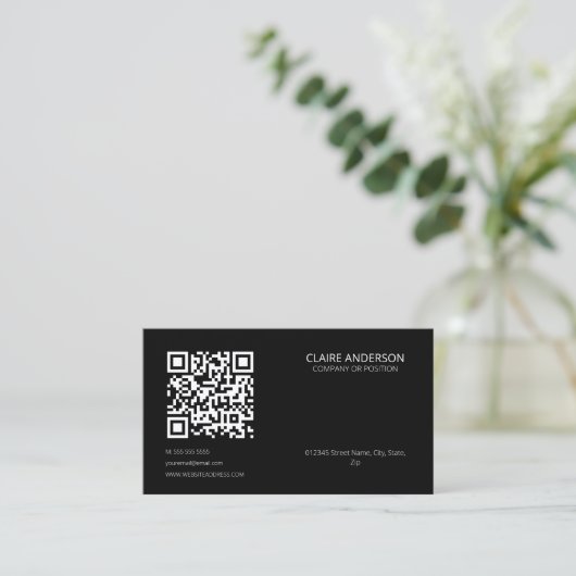 Personalisierter QR-Code Modern White Custom Logo Visitenkarte (Stehend Vorderseite)