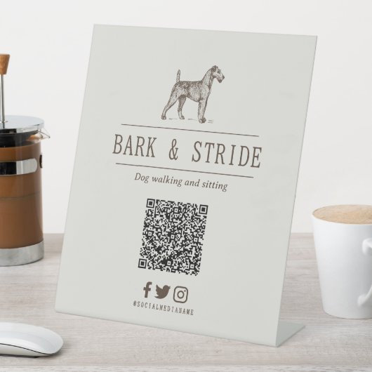 Personalisierter QR-Code-Scan zur Geschäftsverfolg Sockelschild (In Situ)