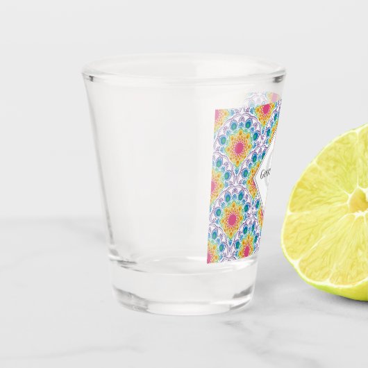 Personalisierter Regenbogen Blumen Fossilienmuseum Schnapsglas (Links)