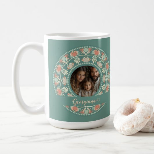 Personalisierter Retro-Sage & Sand Mandala-Foto-Ra Kaffeetasse (Mit Donut)