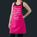 Personalisierter, rosa individuelle Name Schürze<br><div class="desc">Personalisierte moderne,  elegante Hot-Rosa Fuchsia und weiße individuelle Name Text Satz Zitat Schürze. Geeignet für Köche,  Koch,  Keramik,  Keramiken,  Handwerk,  Arbeit,  Küche,  Backen,  Grillen,  Grill,  sowie Geschäfte und Geschäfte etc.</div>