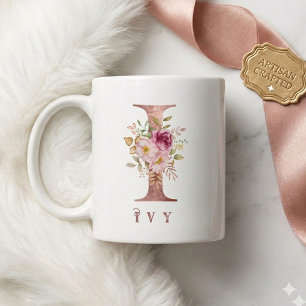 Personalisierter Roségold-Blumen-Initialbuchstabe Kaffeetasse