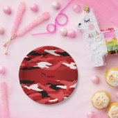 Personalisierter roter Tarnungsrotnamensstreifen Pappteller (Party)