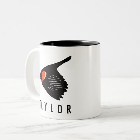 Personalisierter Rotflügel-Schwarzvogel im Flug Zweifarbige Tasse (Vorderseite Links)