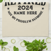 Personalisierter Ruhestand Die Legende ist in Rent Geschirrtuch (Gefaltet)