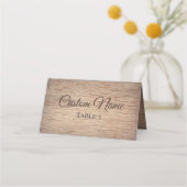 Personalisierter rustikaler hölzerner Hochzeitsnam Platzkarte (Vorderseite)