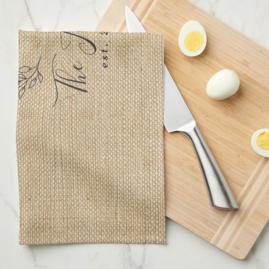 Personalisierter, rustikaler Monogramm-Familiennam Geschirrtuch (Viertel Falte)