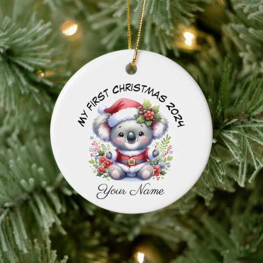 Personalisierter Santa Koala Bär Erste Weihnachtsf Keramik Ornament (Baum)