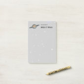 Personalisierter Saturn mit Ringen im Weltraum Post-it Klebezettel (Auf Schreibtisch)