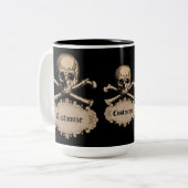 Personalisierter Schädel u. gekreuzte Knochen Zweifarbige Tasse (Vorderseite Links)