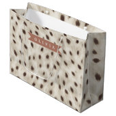 Personalisierter Schicker Neutraler Leopard Tierdr Große Geschenktüte (Vorderseite Schrägansicht)