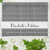 Personalisierter Schwarz-weißer griechischer Meand Geschirrtuch (Gefaltet)