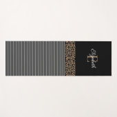 Personalisierter Schwarz-weißer Streifen Yogamatte (Vorderseite (Horizontal))