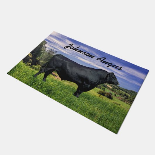 Personalisierter Schwarz-Winkel-Wurzelknopf Fußmatte (Schrägansicht)