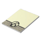 Personalisierter Schwarzcreme-Leopard Notizblock (Rotiert)