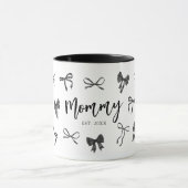 Personalisierter schwarzer Mutter-Schleife Tasse (Zentrum)