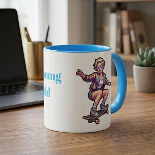 Personalisierter Skater Girl Becher: Forever Young Tasse