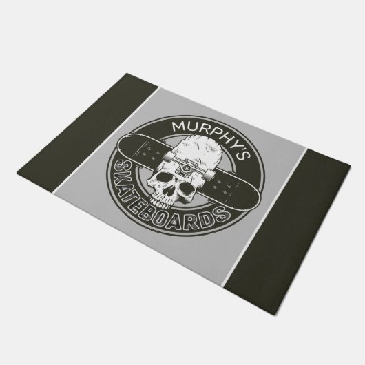 Personalisierter Skater NAME Skull Skateboarding S Fußmatte (Schrägansicht)