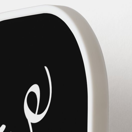 Personalisierter Skriptname Schwarz und Weiß Pickleball Schläger (Linke Seite)