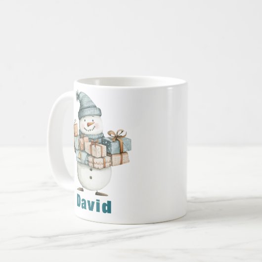 Personalisierter Snowman Holding Weihnachtsgeschen Kaffeetasse (Vorderseite Links)