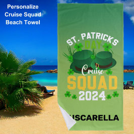 Personalisierter St. Patrick's Day Cruise Squad Strandtuch