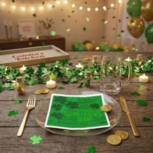 Personalisierter St. Patrick's Day Layered Shamroc Serviette