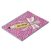 personalisierter Stift mit rosa und weißem Bug Notizblock (Linke Seite)