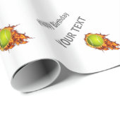 Personalisierter Tennisball auf dem Feuer Tennis T Geschenkpapier (Rolleneckpunkt)