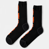 Personalisierter Text in schwarz und orange modern Socken (Linkes Detail)
