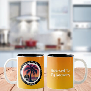 Personalisierter tropischer 12-Stufen-JubiläumsChi Zweifarbige Tasse