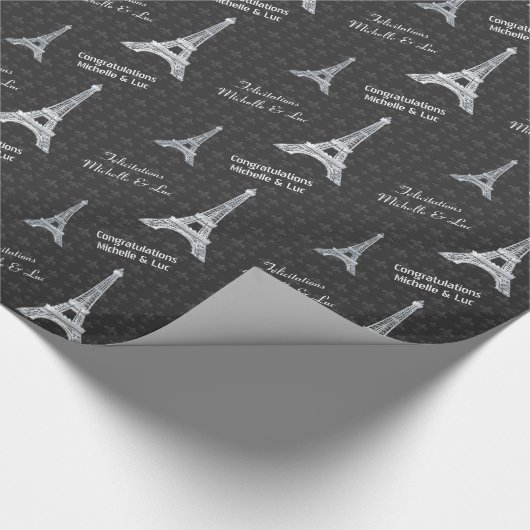 Personalisierter Turm Paris Eiffel auf Schwarzem Geschenkpapier (Ecke)