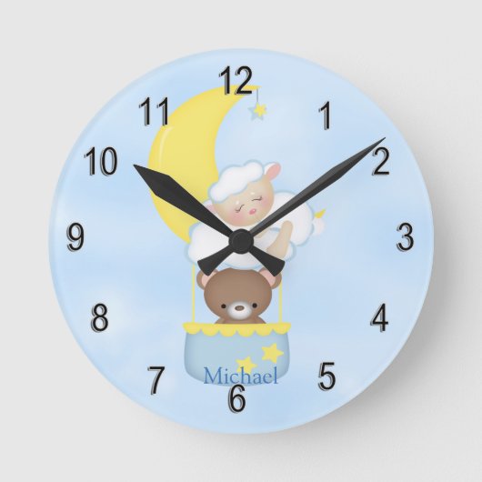 Personalisierter Uhr-Baby-Lammteddy-Bär Runde Wanduhr (Vorderseite)
