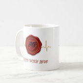 Personalisierter 'Versiegelt mit Liebe' – MR-Monog Kaffeetasse (Vorderseite Links)