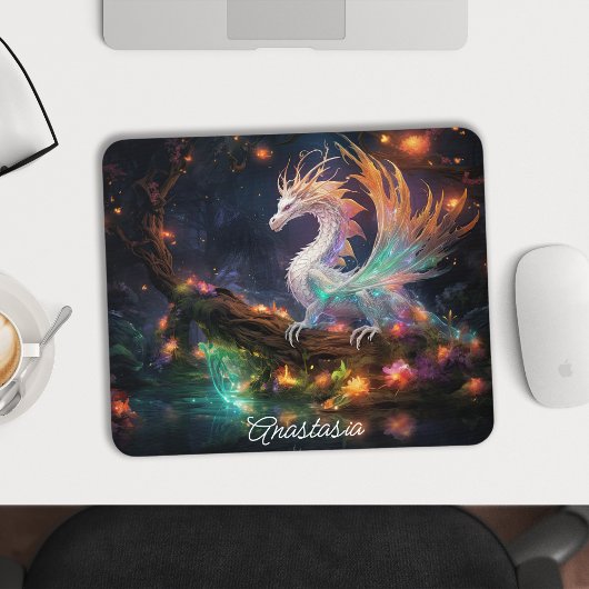 Personalisierter verzauberter Walddrache Mousepad