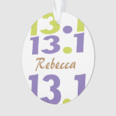 Personalisierter Vorder/Zurück 13,1 Halbmarathonlä Ornament (Vorderseite)