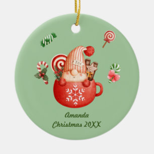 Personalisierter Weihnachts-Gnom mit Namen in eine Keramik Ornament
