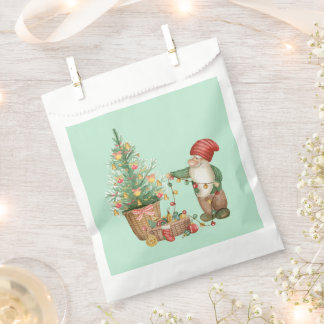 Personalisierter Weihnachts-Gnom und Weihnachtsbau Geschenktütchen