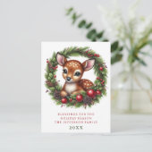 Personalisierter Weihnachtskranz mit süßen Hirsche Postkarte (Stehend Vorderseite)