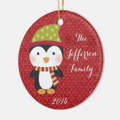 Personalisierter Weihnachtspenguin Keramikornament (Links)