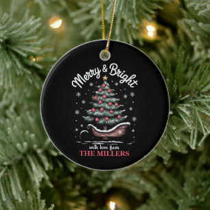Personalisierter Weihnachtsschlittenbaum Froh und  Keramik Ornament