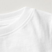 Personalisierter WILD ONE Waldbär Baby T-shirt (Detail - Hals/Nacken (in Weiß))