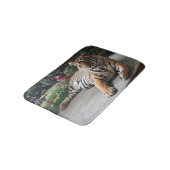 Personalisierter Wildtieriger Badematte (Schrägansicht)
